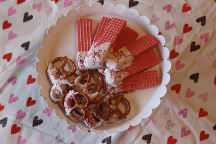 Chocolate Dipped Strawberry Wafers - Little Dreamers Club