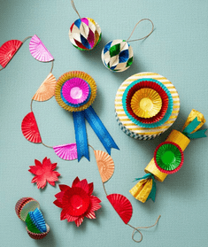 Easy Cupcake Liner Christmas Crafts for Kids - Little Dreamers Club
